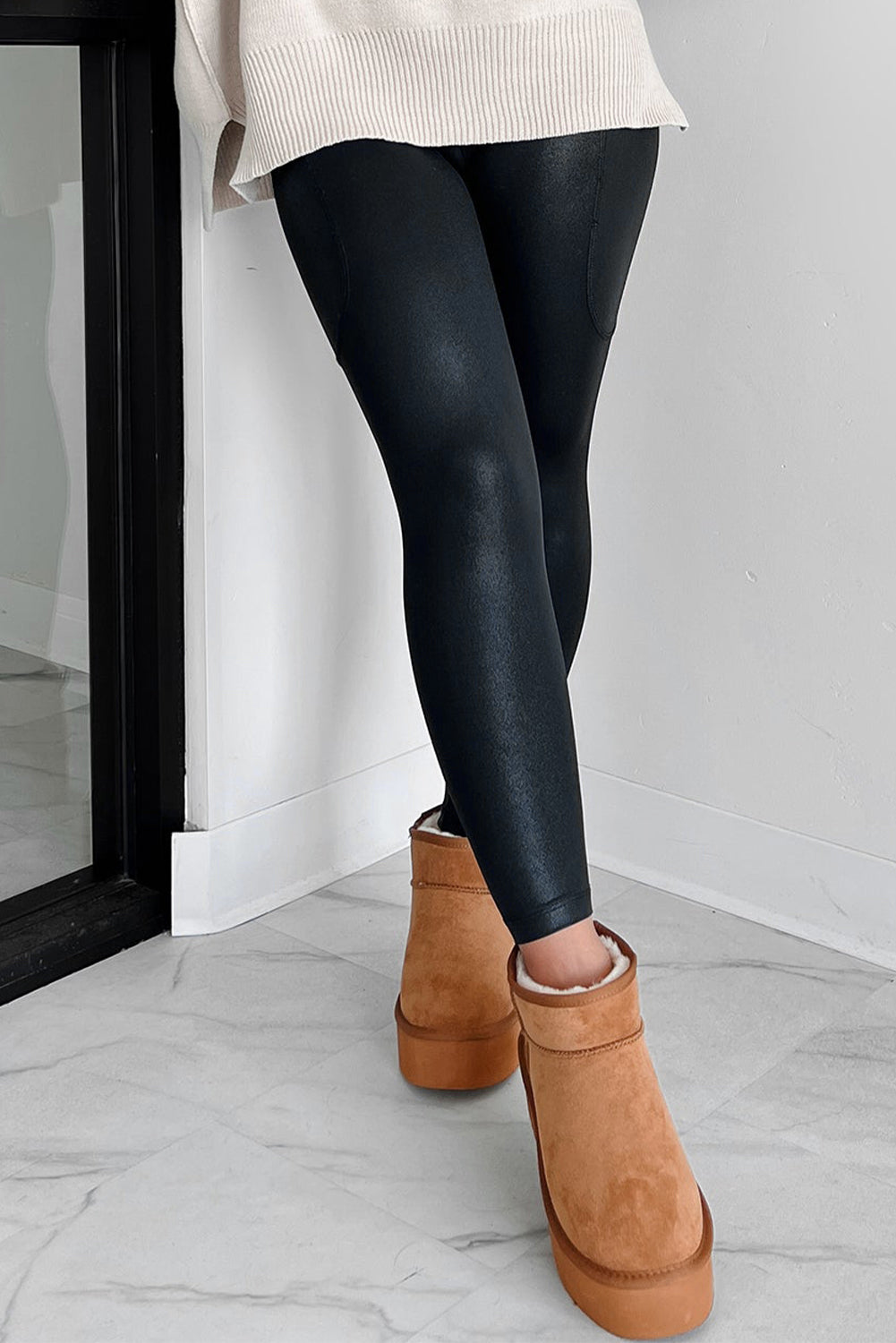 black-v-crossover-high-waisted-leggings