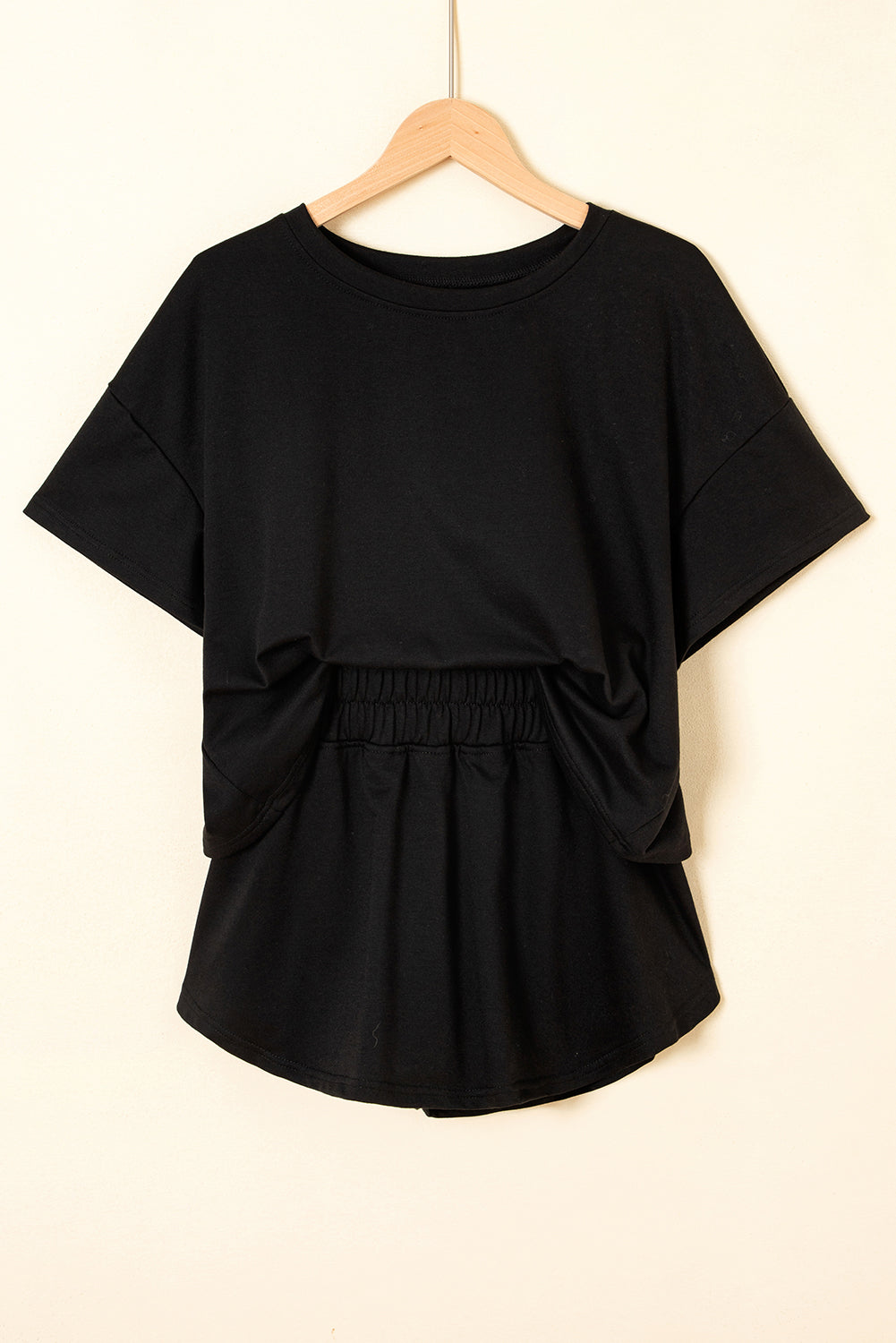 black-cropped-tee-high-waist-skirt-set