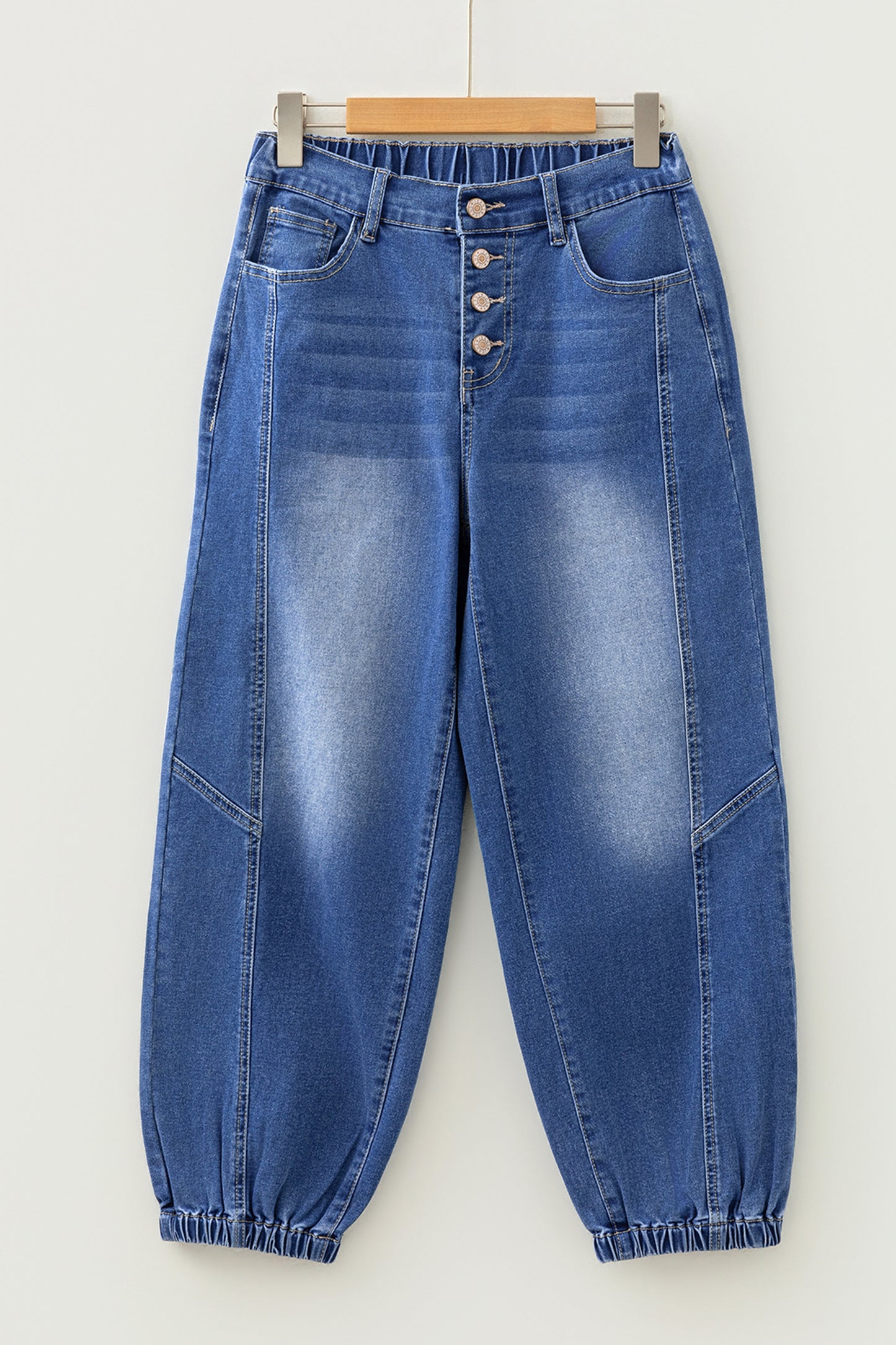 Tapered Loose Fit Jeans front view