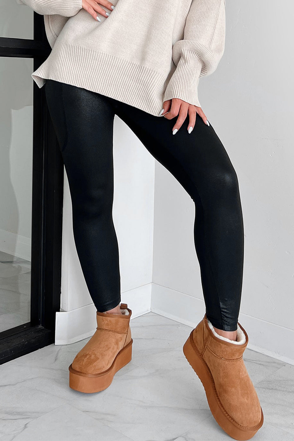 black-v-crossover-high-waisted-leggings