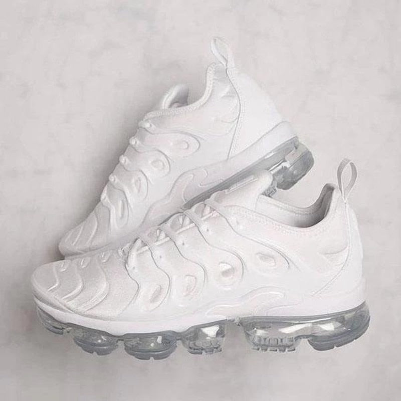Cloud Nine AirGlow Sneakers